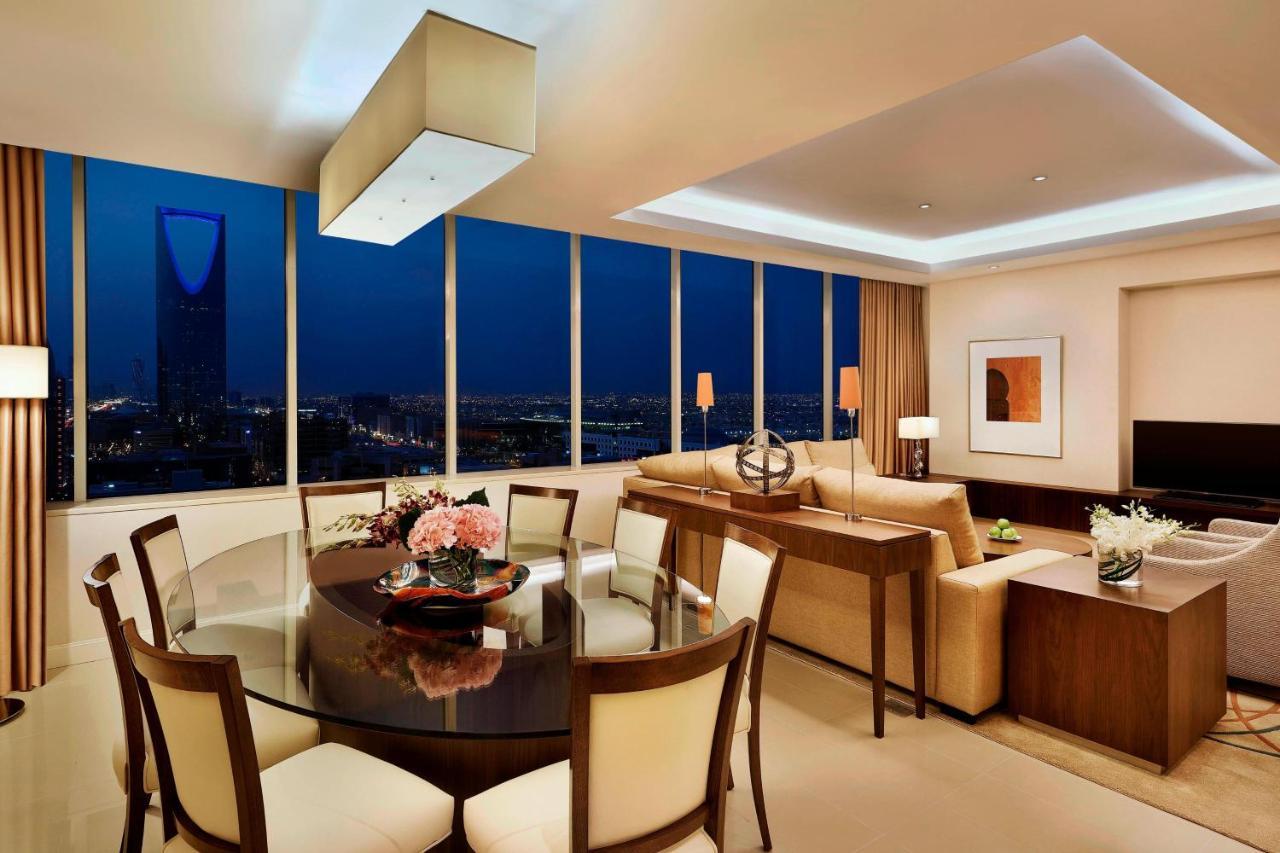 Courtyard By Marriott Riyadh Olaya Экстерьер фото