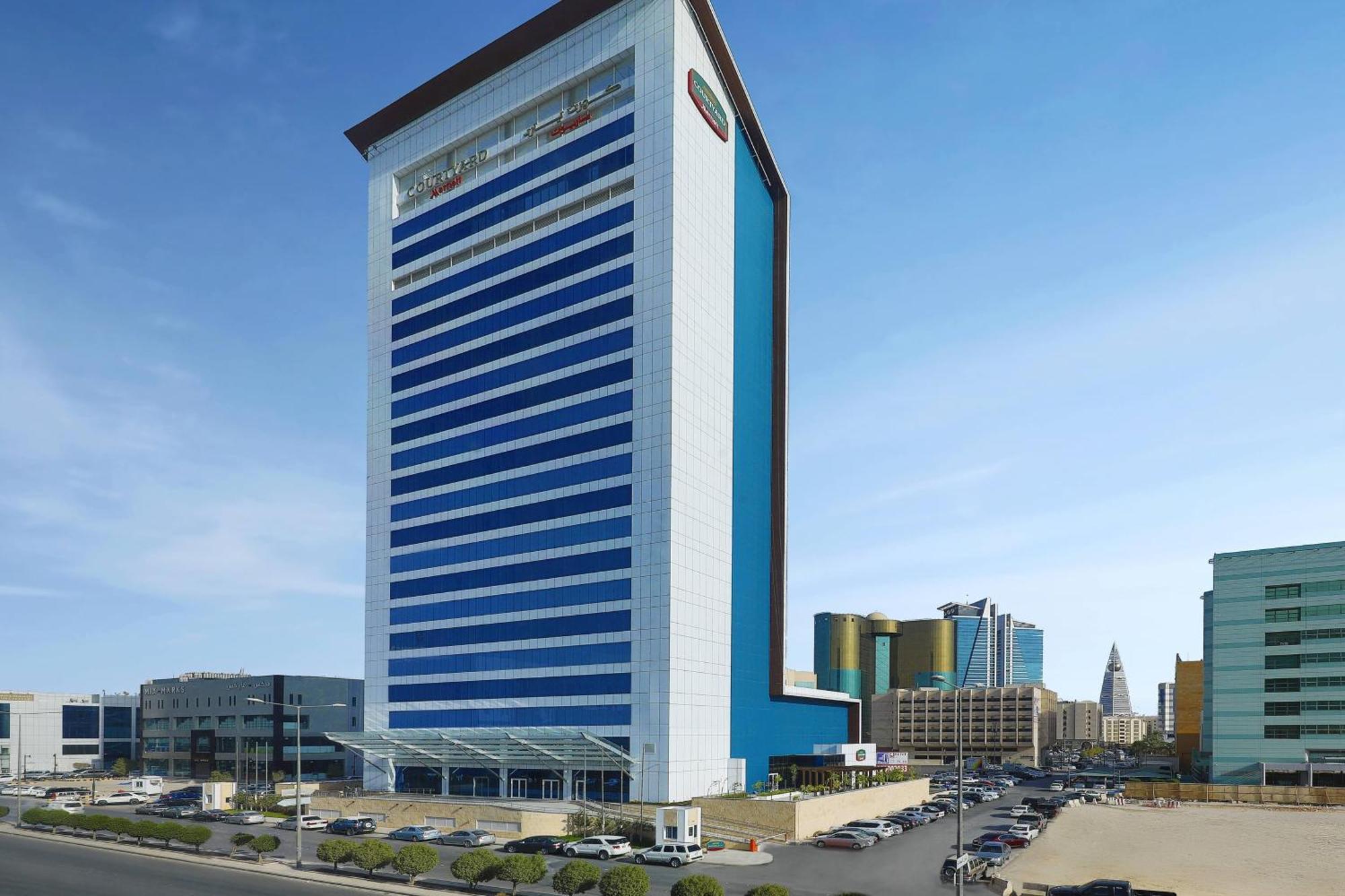 Отель Courtyard By Marriott Riyadh Olaya Экстерьер фото